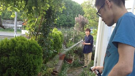 Marquer des points pour des tâches ménagères : un maire japonais veut lutter contre le manque d'implication des hommes