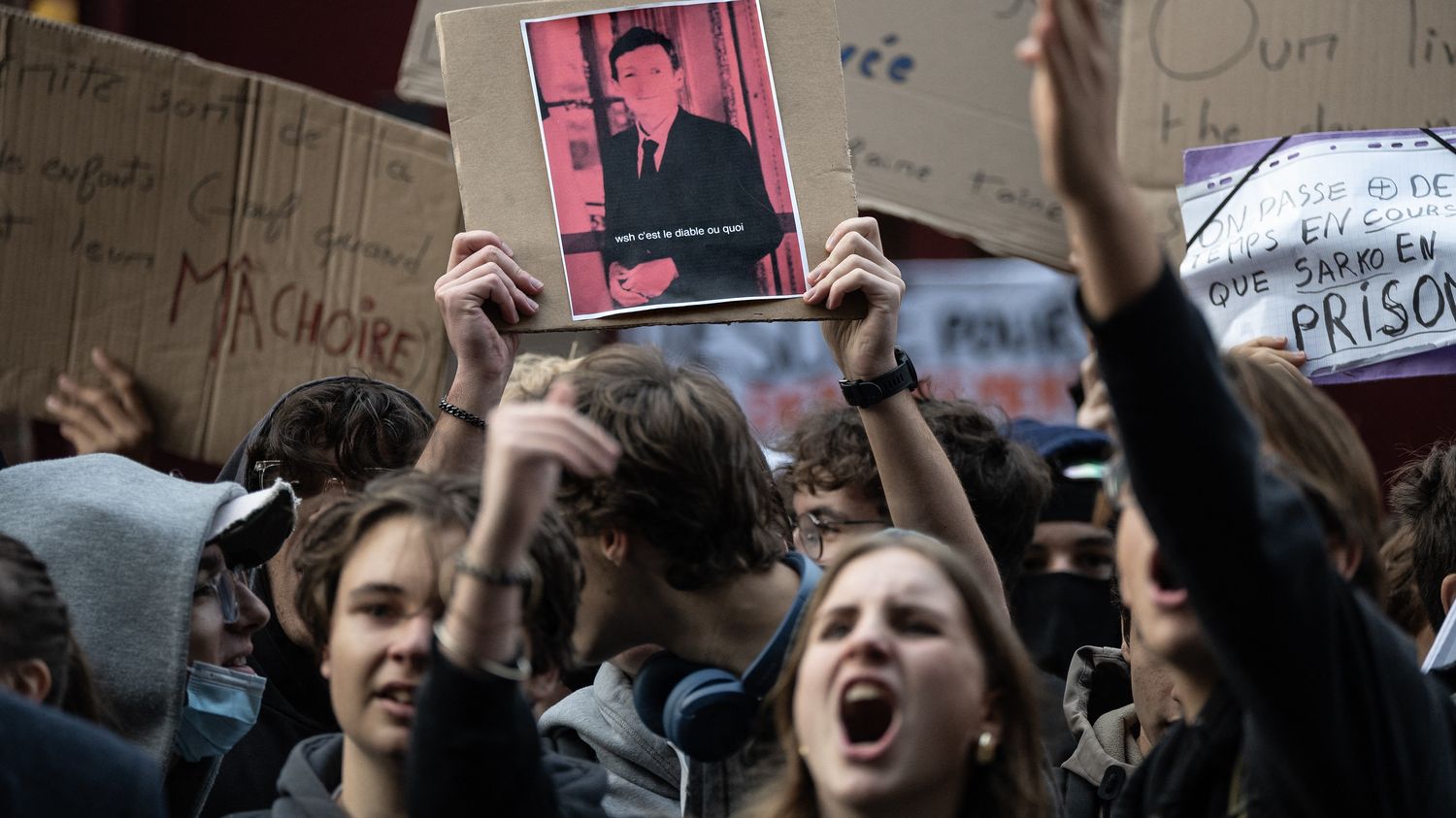 "Ça nous incite juste à continuer" : des lycéens réagissent aux annonces d'Édouard Geffray