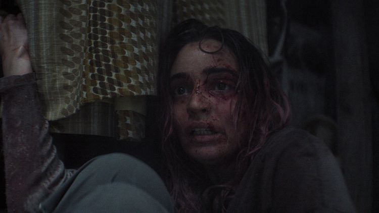 Souheila Yacoub est Alice, pièce rapportée d'une famille dysfonctionnelle dont elle va tenter de s'échapper, tant de bien que de mal. (METROPOLITAN FILMS)