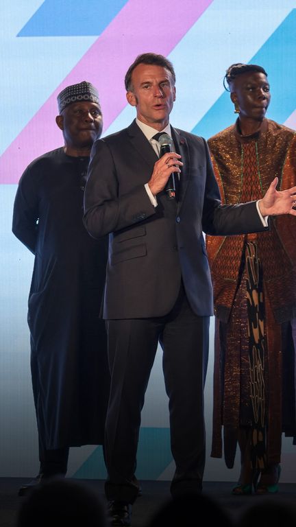 Le président français Emmanuel Macron participe à la session jeunesse « Africa Forward : Inspirer et connecter » lors du sommet Africa Forward à Nairobi le 11 mai 2026. (Ludovic MARIN / AFP)