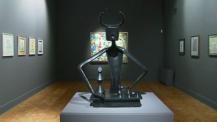 La Malmaison de Cannes rend hommage à Max Ernst à travers des dizaines d'oeuvres parfois méconnues du grand public. (France 3 / Culturebox)