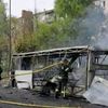Au moins 30 personnes ont été tuées et 22 autres blessées dans une frappe russe sur deux bus à Kramatorsk, dans l'est de l'Ukraine, jeudi 8 octobre. Les Nations unies ont aussitôt condamné cette attaque. (franceinfo)