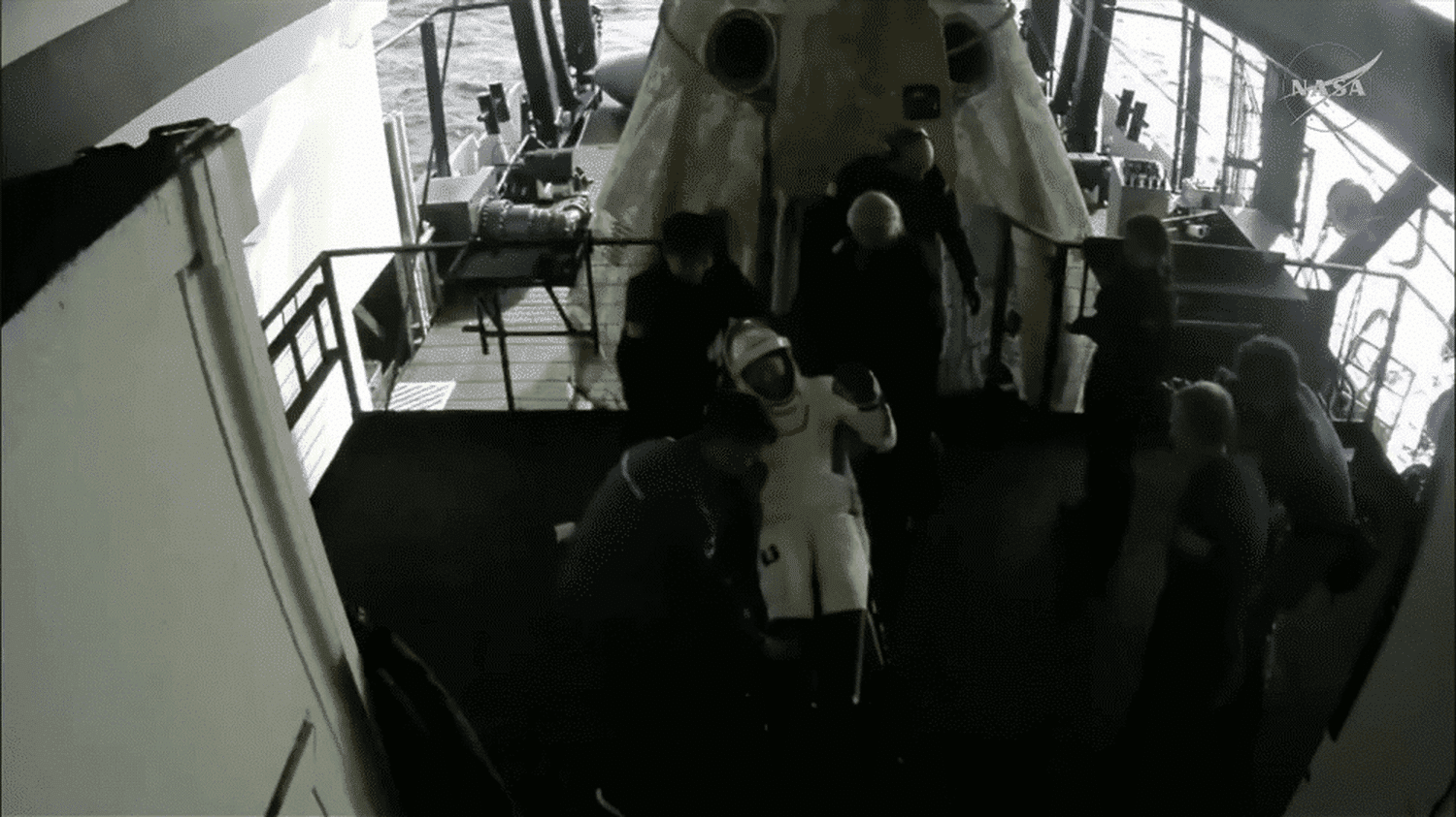 Retour sur Terre de Sophie Adenot : revivez l'amerrissage de l'astronaute française