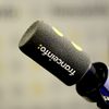Le micro de franceinfo a recueilli les paroles des Français, avant le vote de confiance du 8 septembre. (AURÉLIEN ACCART / FRANCEINFO)