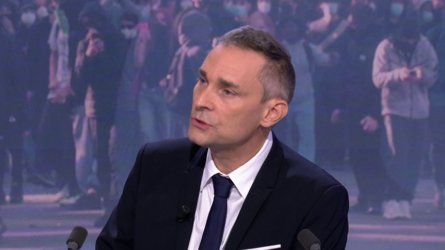 A suivre Loïc de la Mornais : Crise lycéenne : enfin du grain à moudre ?
