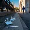 Des seringues sur le trottoir, à Marseille (Bouches-du-Rhône), le 19 novembre 2024. (SYLVAIN ROSTAING / LE PICTORIUM / MAXPPP)